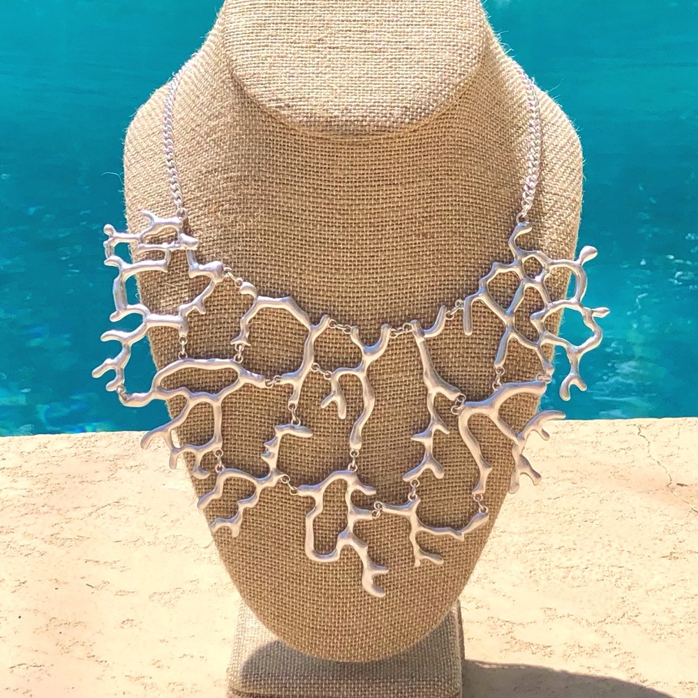 Park Lane “Koraline” necklace NWT